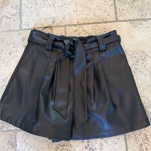 Christy Lynn Black Vegan Leather belted pleated front sz 6